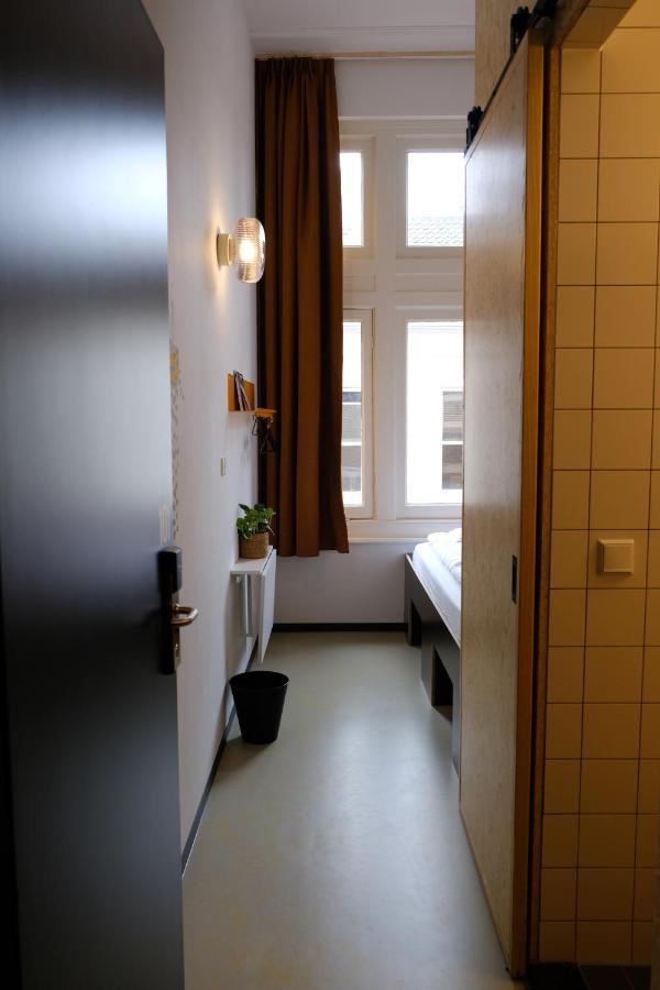 Hostel & Bar De Basis Τσβόλε Εξωτερικό φωτογραφία